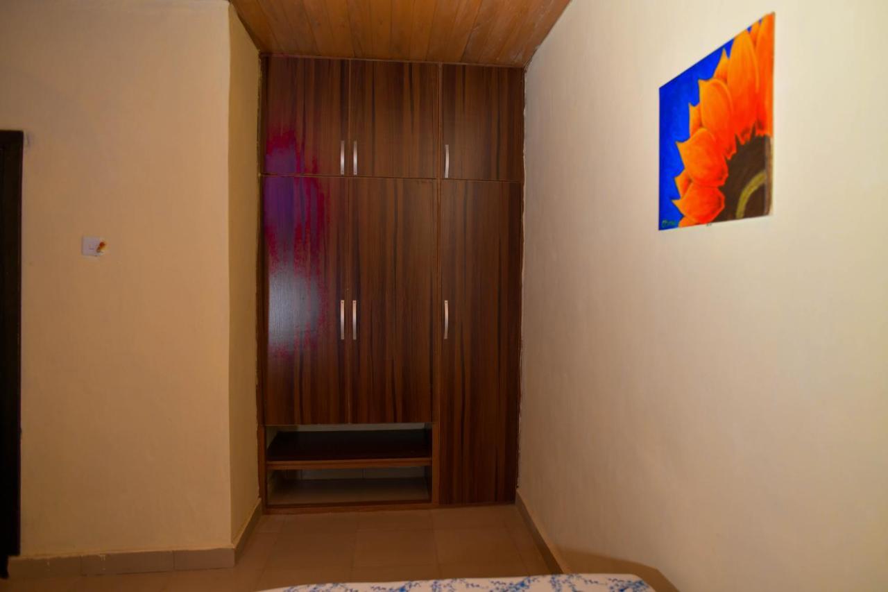 Living Green Apartments Airport Pick Up Benin City Exterior photo