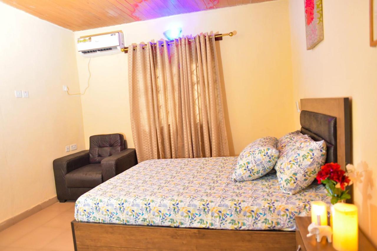 Living Green Apartments Airport Pick Up Benin City Exterior photo