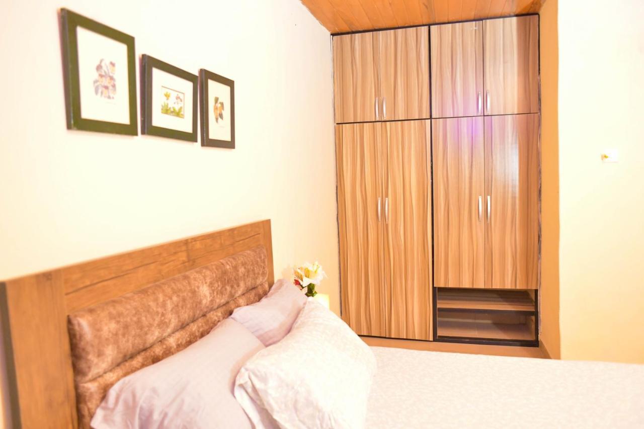 Living Green Apartments Airport Pick Up Benin City Exterior photo