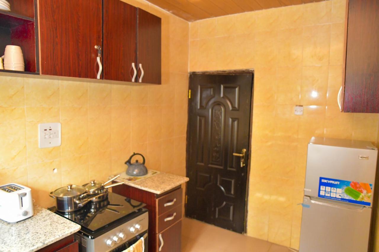 Living Green Apartments Airport Pick Up Benin City Exterior photo