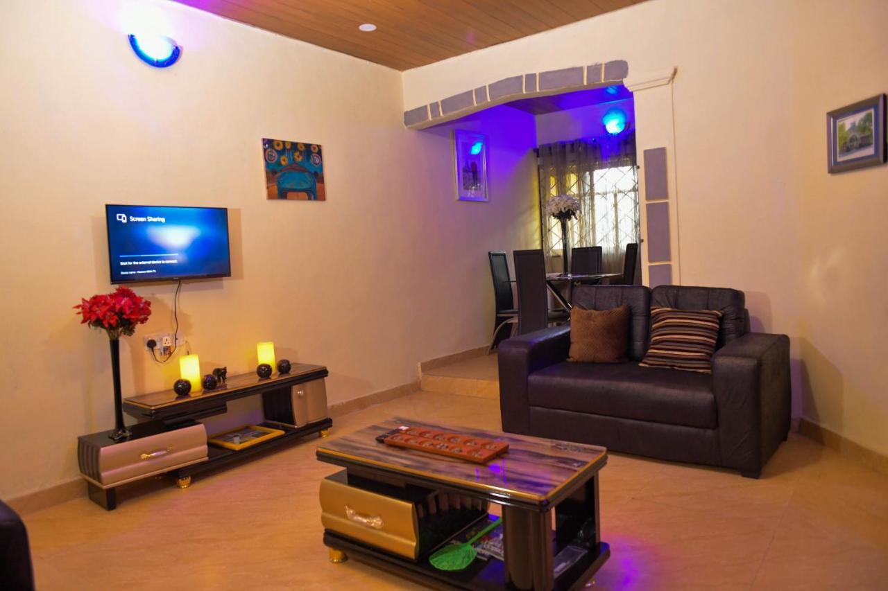 Living Green Apartments Airport Pick Up Benin City Exterior photo
